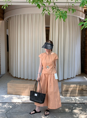 HuaYuanD韩系正品百搭显瘦圆领小飞袖衬衫女上衣舒适256179