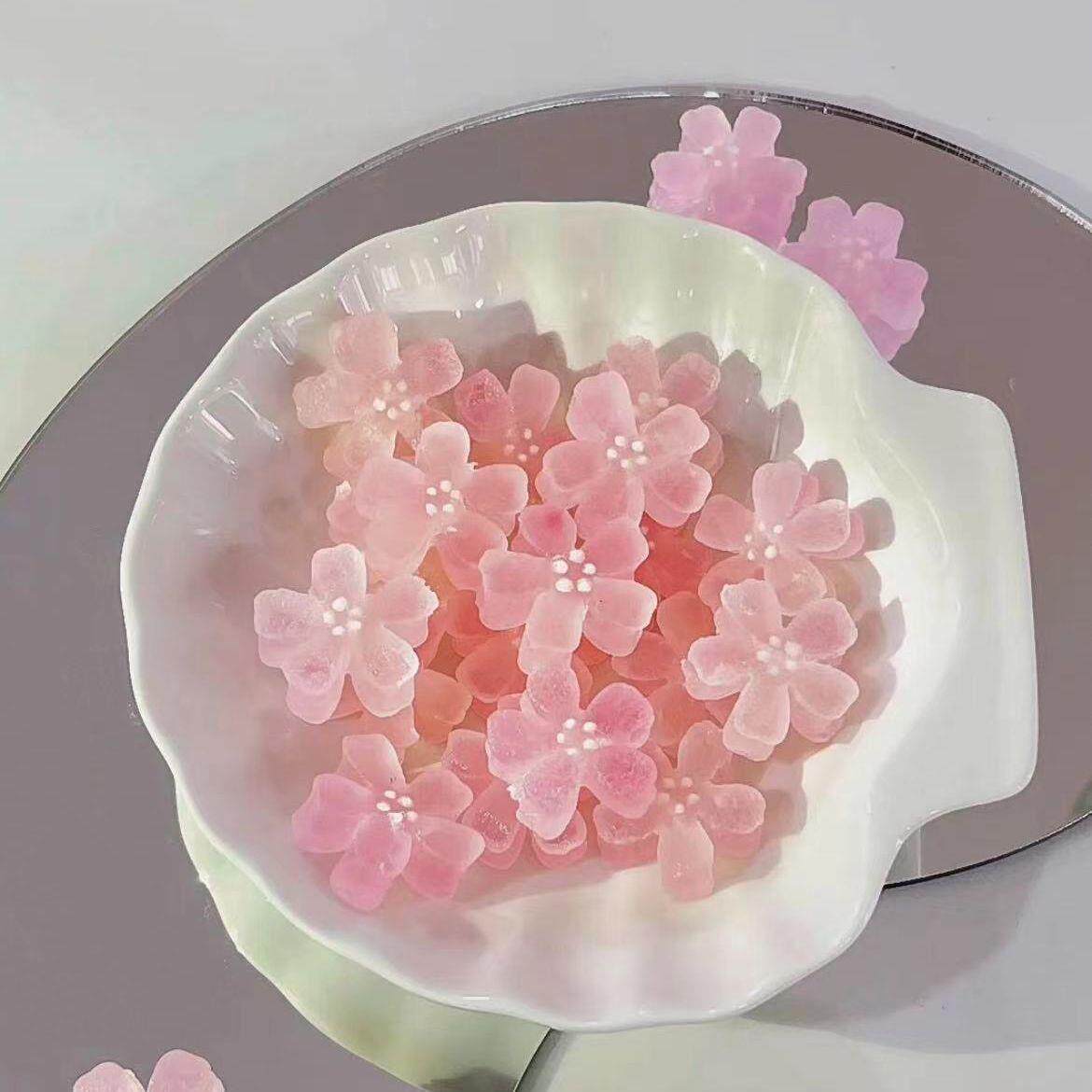 韩国咀嚼樱花琥珀糖手工高颜值铁盒装糖果网红零食礼物