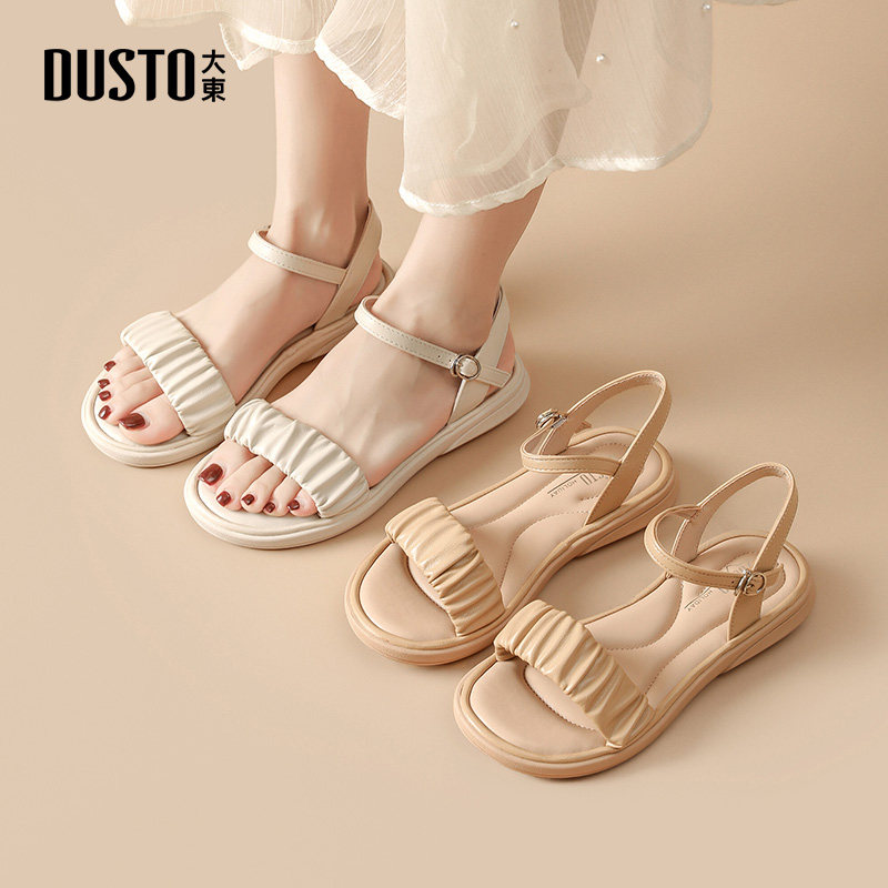 大东凉鞋女2026夏季新款女鞋一字带优雅平跟纯色圆头鞋时尚凉鞋女