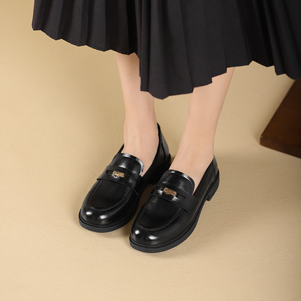 大东女单鞋2026春季新款英伦风小皮鞋粗跟圆头一脚蹬乐福鞋子0206