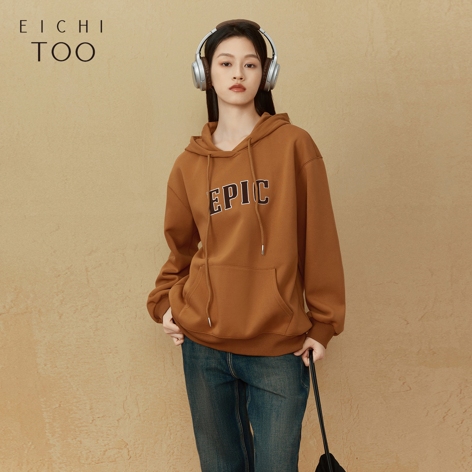 字母贴布 宽松时尚