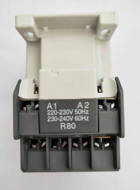 NX40E-UCP854*中380-0V/10139753/0间继电器NX四极交流操作