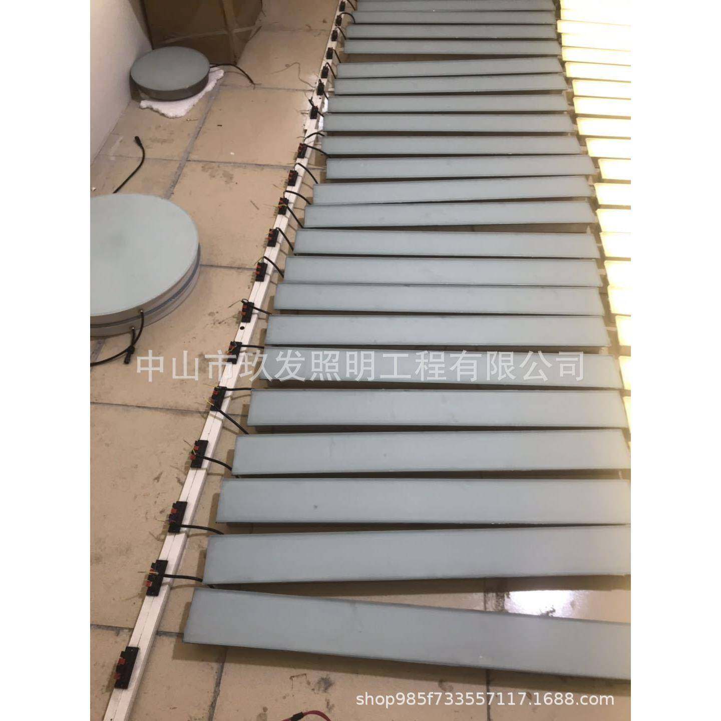 led长条感光应地灯发灯七彩地板广场户外地灯条形嵌入式线条ZEG砖,家装灯饰光源,感应灯,淘宝优惠券,粉丝福利购,淘宝优惠卷