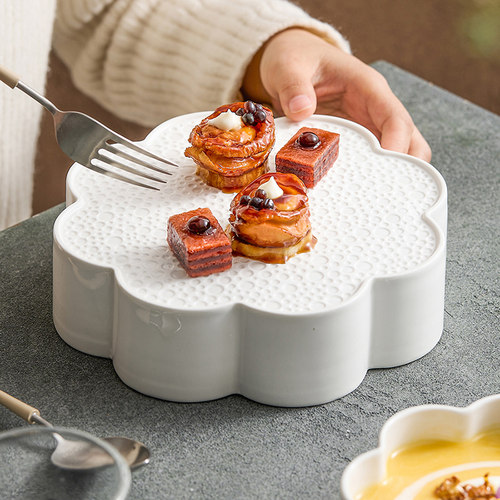 速发优格双用梅花碟子陶瓷碗寿司盘子家用奶级感酒碗餐厅点心酸高