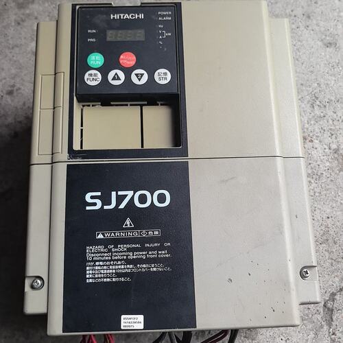 议价日立变频器SJ700-055HFEF2 5.5KW/7.5可维修