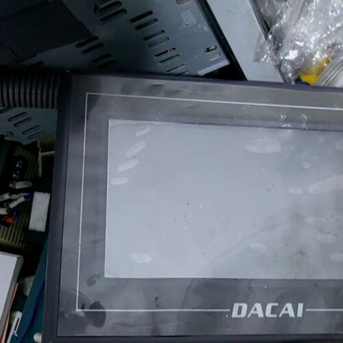 议价大彩科技DACAI触摸屏一张，型号：ISO90001，通电显可维修