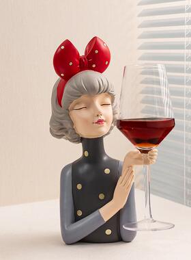 现代创意蝴蝶结女孩红酒架摆件轻奢高档客厅玄关电视柜酒柜装饰品