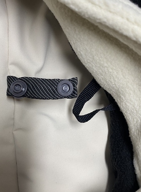 黑色四合扣带子母按扣条冲锋衣羽绒服两件外套被套链接小神器现货