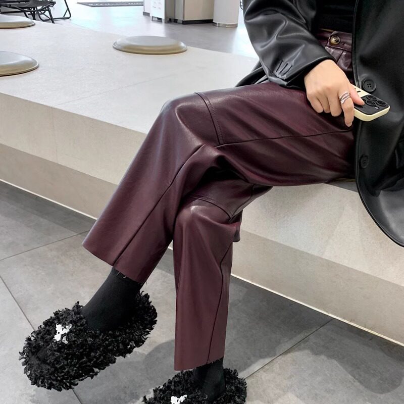 酒红色pu皮裤女秋冬安可拉红穿搭大码高腰直筒西装裤小个子哈伦裤