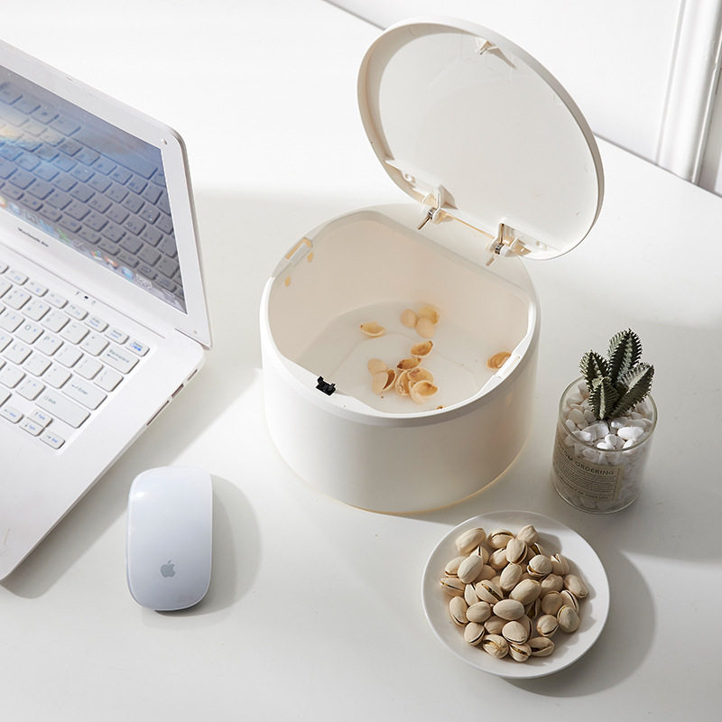 北欧桌面垃圾桶可爱迷你创意餐桌小号床头桌上茶几带盖按垃圾E18