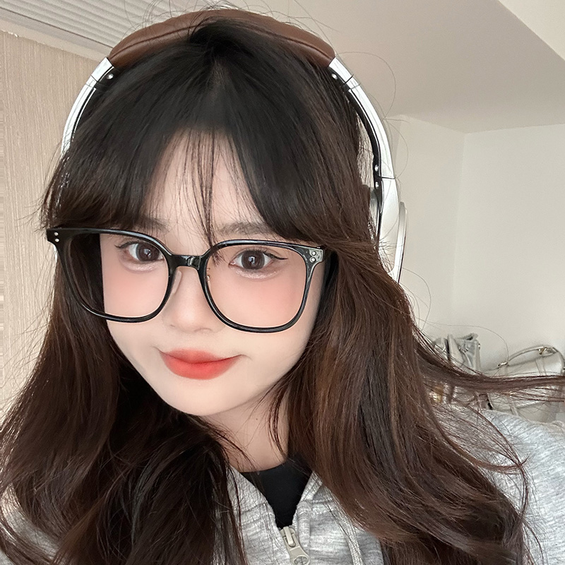 速发素颜黑框度蓝光圆脸显脸小TR0超轻护目镜可配防数