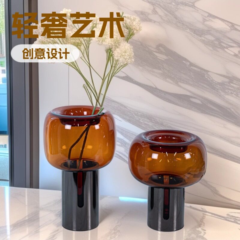 艺术创意玻璃花瓶铁框圆筒底座