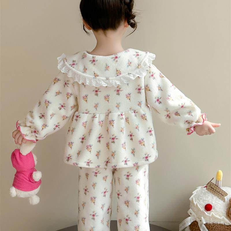 女童秋冬法兰绒睡衣2025新款女宝宝公主家居服儿童冬季珊瑚绒套装