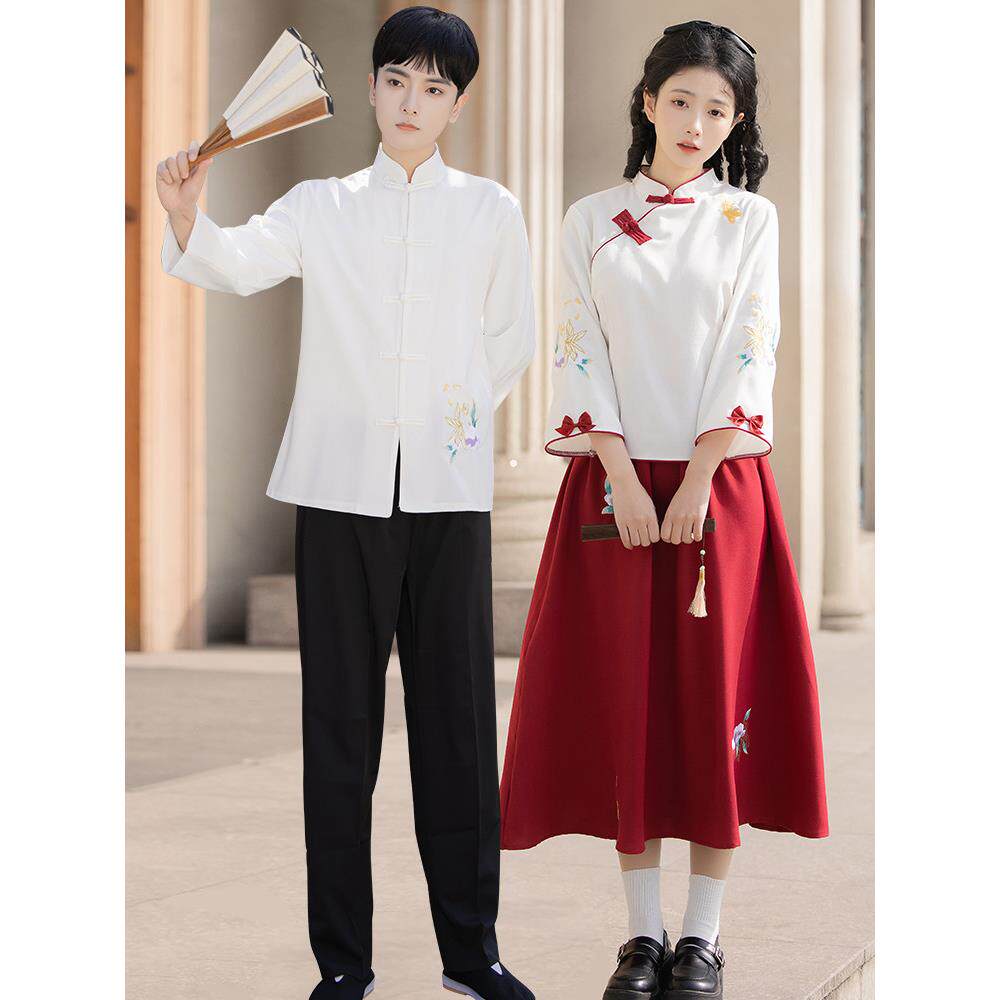 旗袍女学生服、覆古班服、毕业服、五四青年服、合唱服、诗歌朗诵
