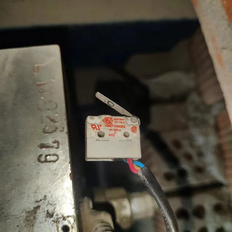 电梯曳引机抱闸检测开关V4NSY10/3438UL/3484UL/3449UL原装全新