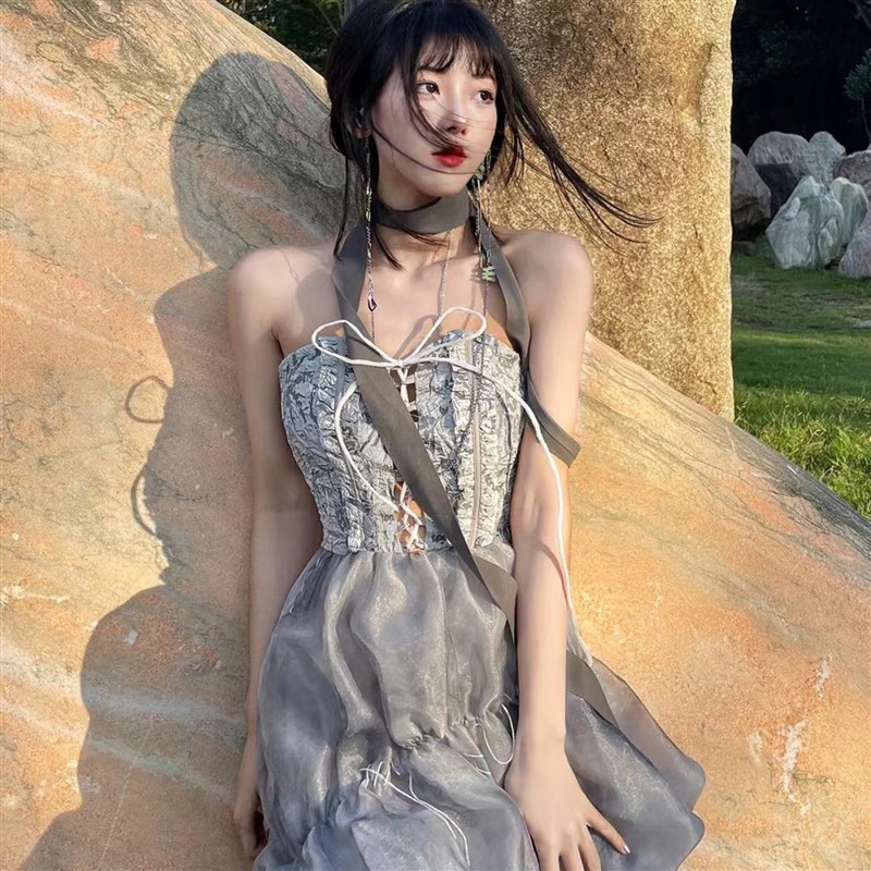现货速发枯花抽绳系带裹胸裙露背连衣裙收腰拘束裙枯木裙海边沙滩