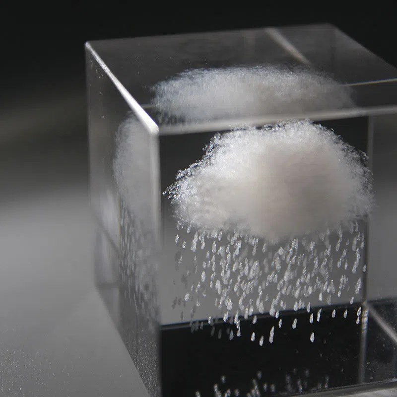 速发无聊了看看下雨的云朵雨点水晶桌面摆件生日礼物送生520情人