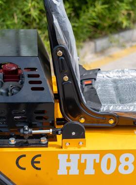 0.8吨微型家用挖掘机HT08小型果园棚种沟植农用大钩机出口法挖国