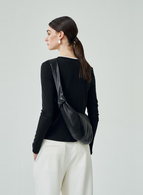 SUE.M 头层Tai牛皮Le*maire风明星同款 牛角包饺子包