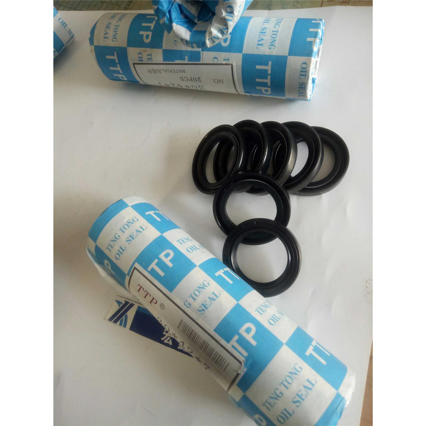 丁青胶～耐油胶油封18x30x10 18x30x8 19x30x10 19x30x7 密封圈