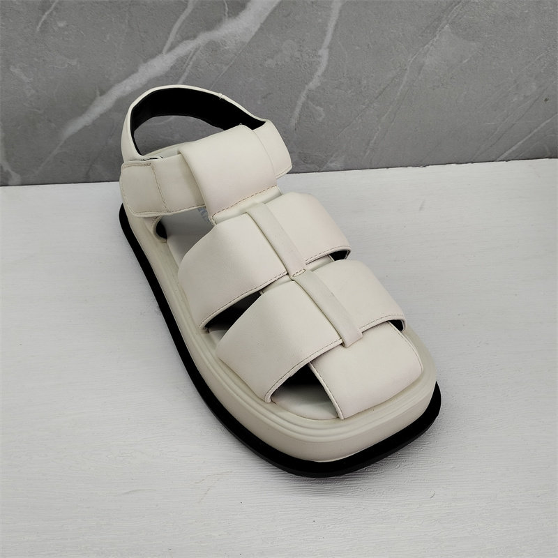 撤柜处理折扣真皮女鞋2026夏新款罗马时尚魔术贴厚底休闲女凉鞋40