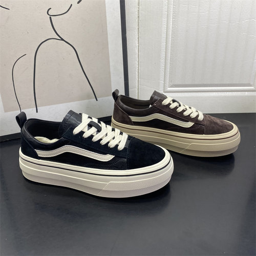 撤柜处理折扣真皮女鞋2026秋新款板鞋休闲厚底舒适百搭学生女单鞋