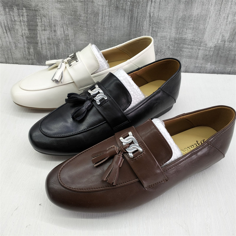 撤柜处理折扣品牌女鞋2026早春新款流苏英伦乐福鞋平底休闲女单鞋,女鞋,深口单鞋,淘宝优惠券,粉丝福利购,淘宝优惠卷