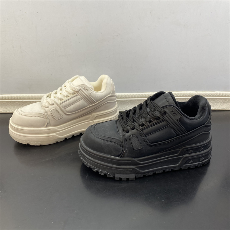 撤柜处理折扣外贸女鞋2025冬新款百搭舒适板鞋休闲厚底保暖女棉鞋