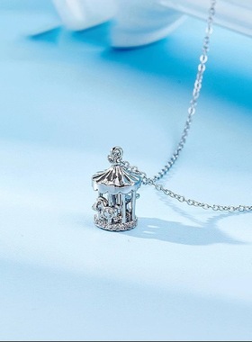 新年纯银s925百搭锁骨项链旋转木马小众立体吊坠轻奢个性可爱卡通