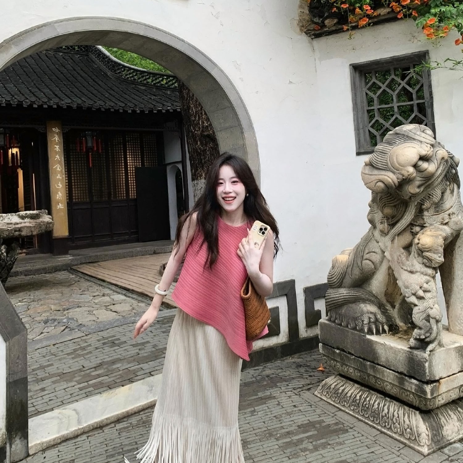 现货 三宅流苏套装 今年流行爆款半身裙不规则上衣显瘦褶皱两件套