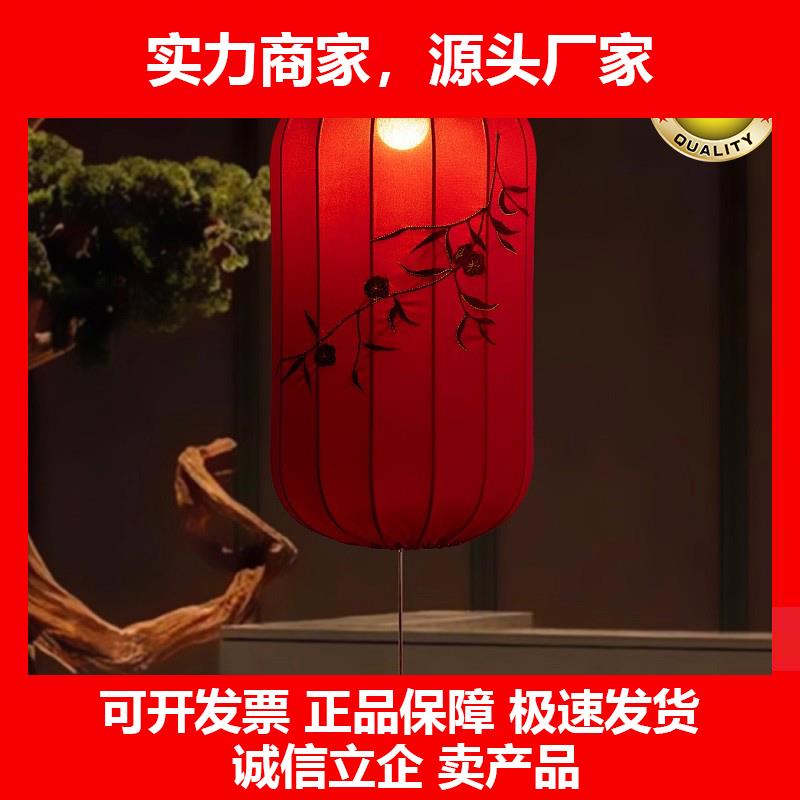 新款刺绣红灯笼马春节元旦过节中式大门阳台喜庆装饰品一对吊灯