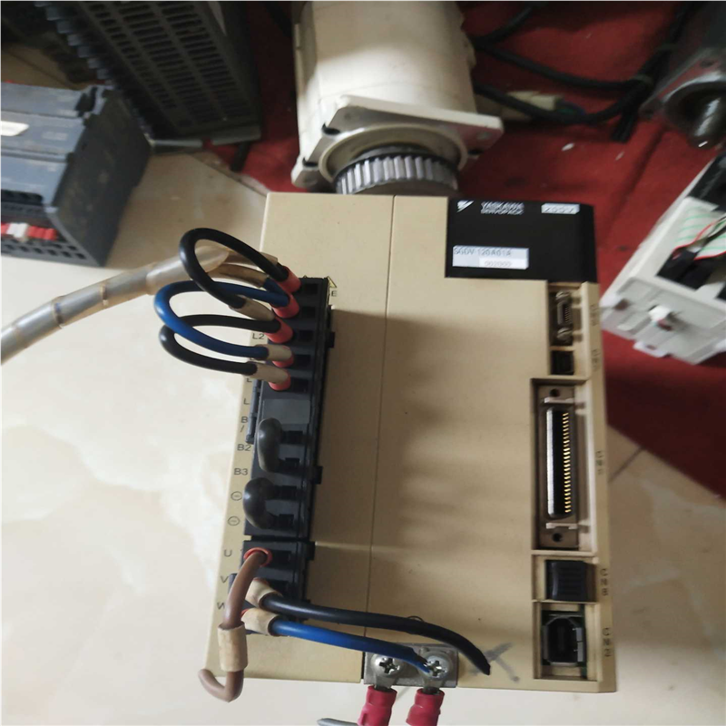 议~SGDV-120A01A002000安川伺服驱动器