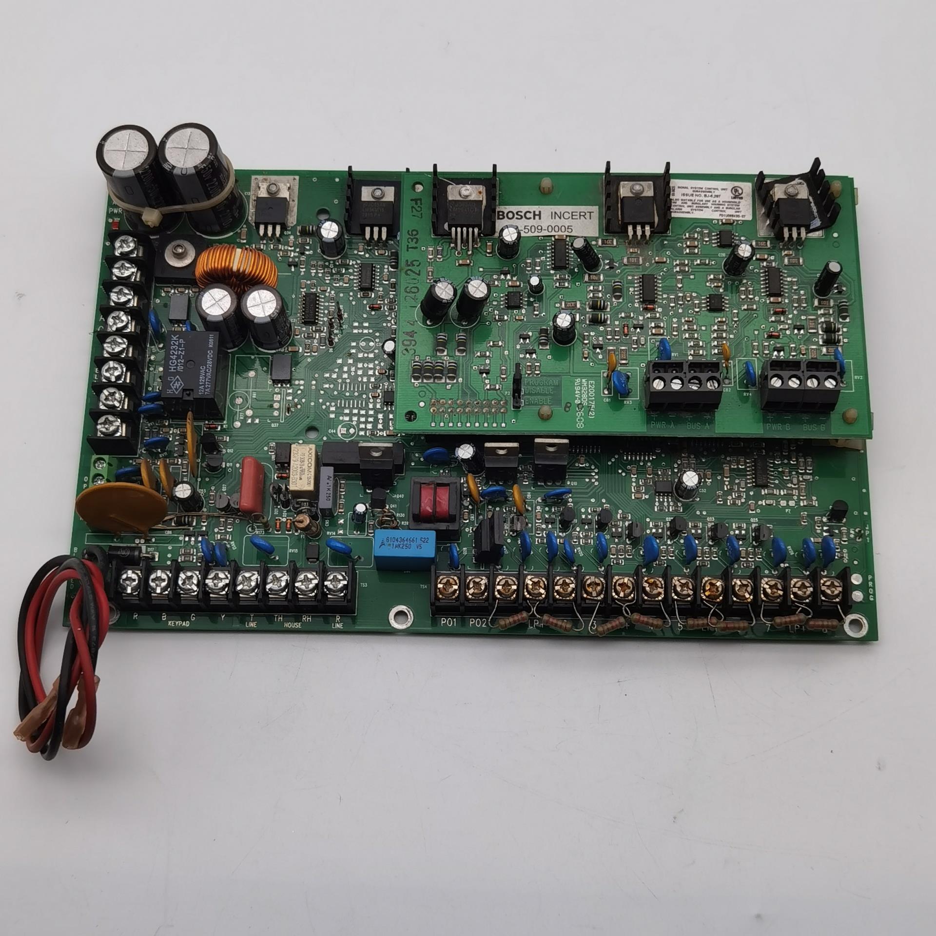 拆机BOSCH总线报警主机DS7400XI-CHI 功能正常（夫美商行）