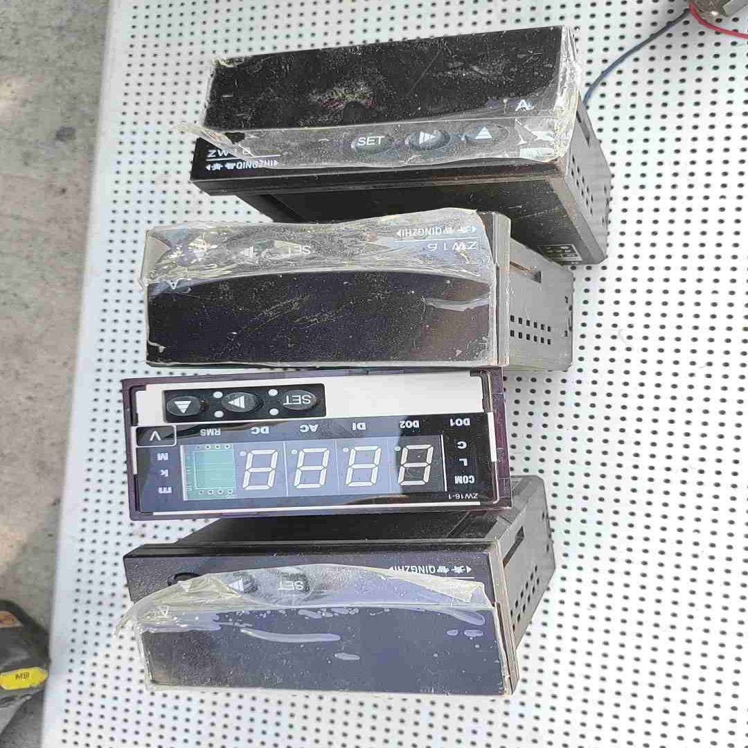 青智ZW1619T数字表电量表功率表交流数字电压表保 数议价