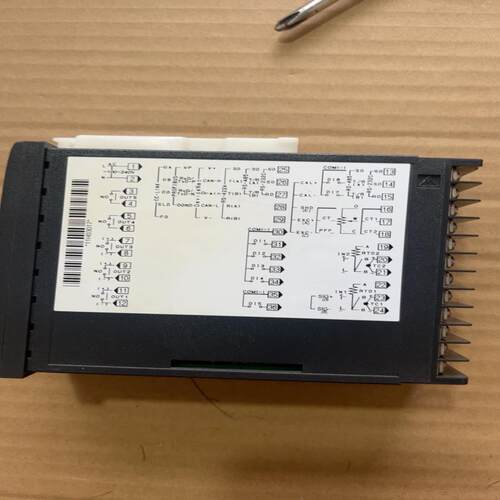 日本理化RKC温控器HA400/-JJ-88-4*N1-N/~议价
