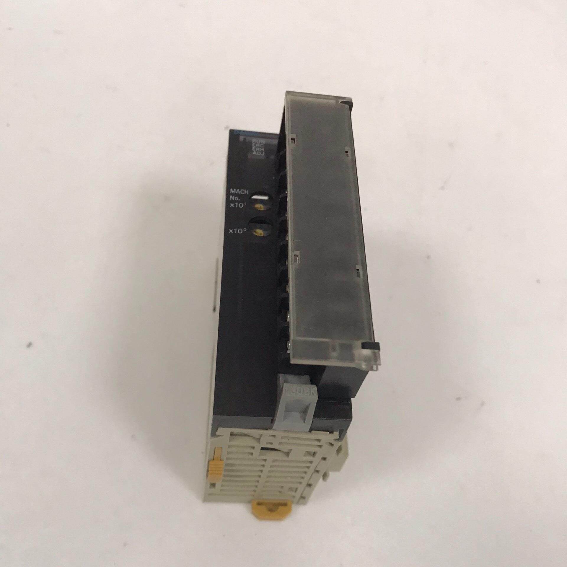 【顺庆】CJ1W-DA08V 欧姆龙moron【议价】