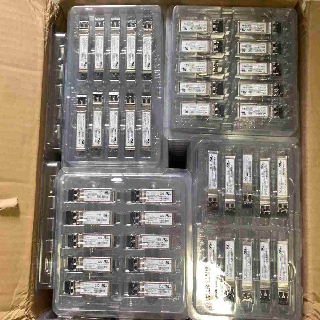 全新 QLogic FTLF8532P4BCV-QL