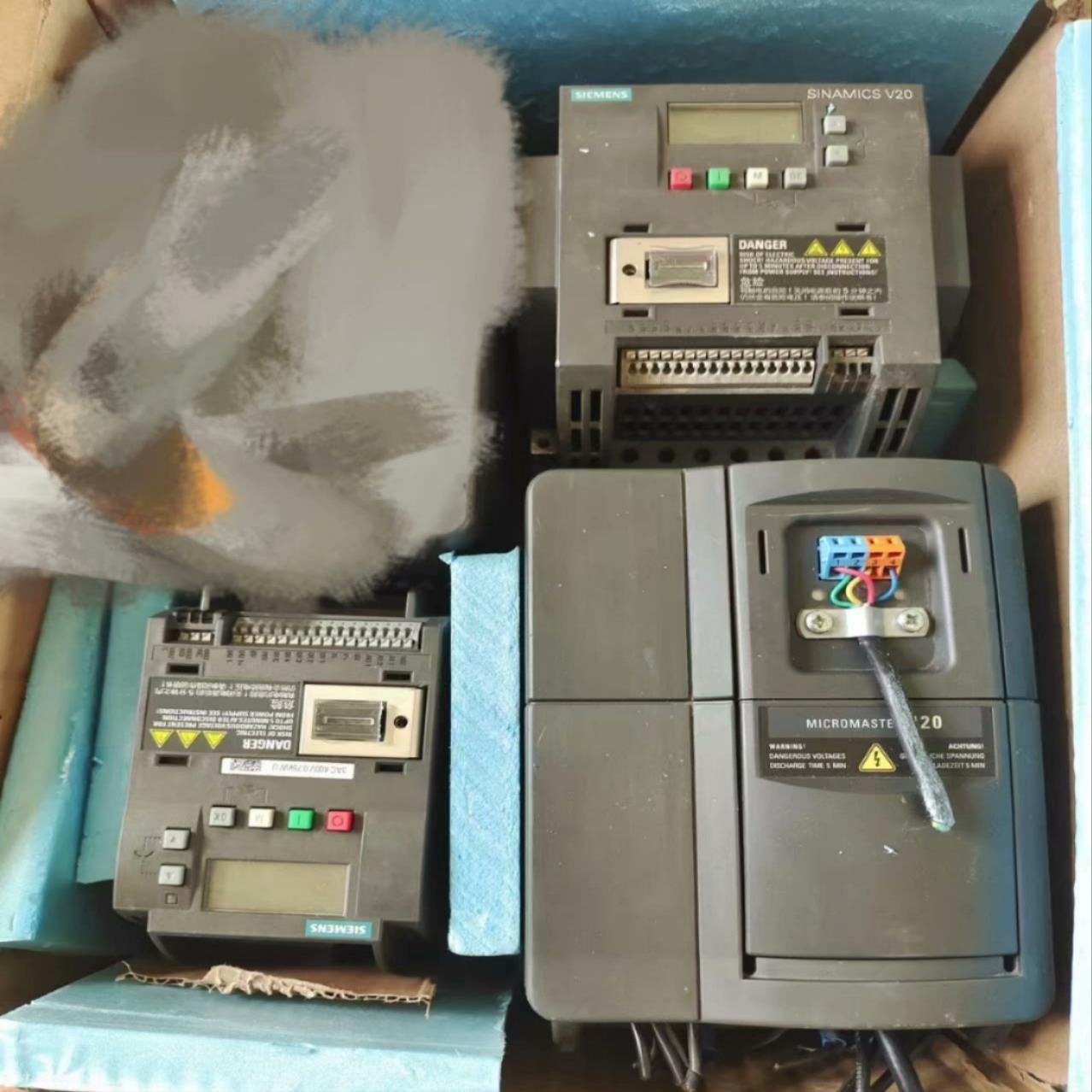 议~变频器3台，6SE6420-2UD22-2BA1，6S