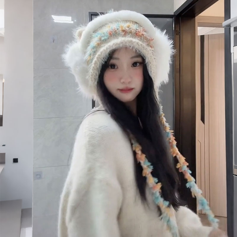 毛茸茸可爱猫耳辫子针织帽