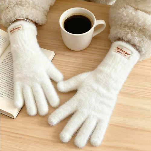 韩版新款白色软糯毛绒针织手套