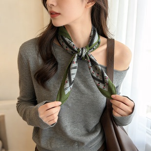 复古骏马印花小方巾女式春季新款精致护颈小围巾柔软领巾丝巾围脖