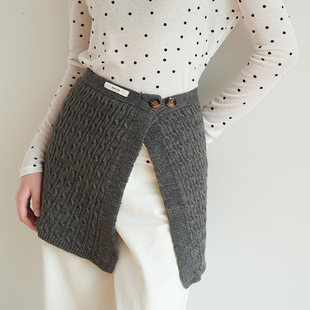 韩系纽扣灰色针织屁帘女秋冬遮屁股2026新款叠穿高级感半身裙子