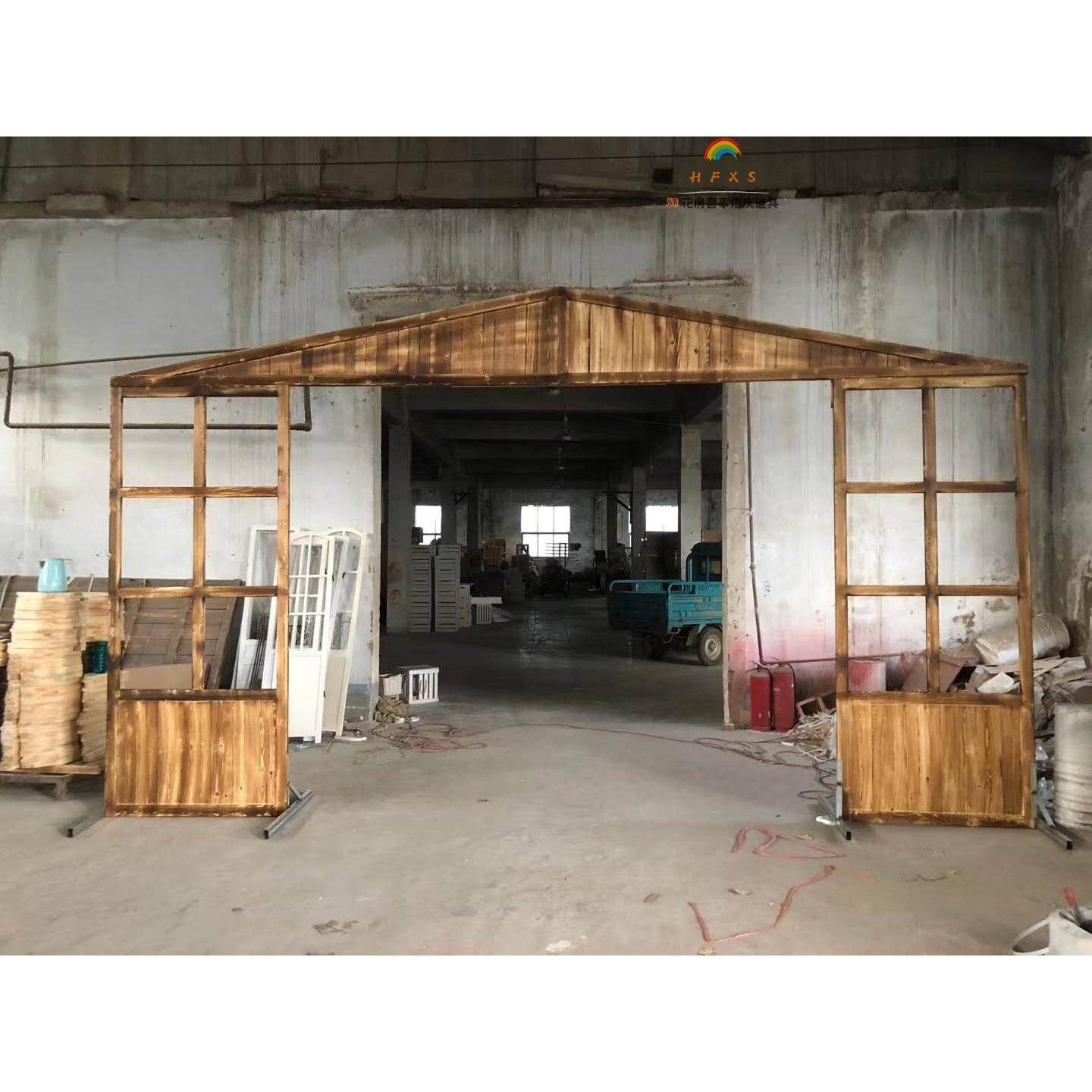 摆新门款婚庆道具木质谷仓UYZ门森户系木屋拱门木屏风外件田园婚