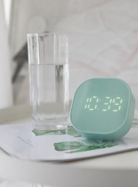 欧能式创意定时智AL100501小时闹钟方块迷你卡电通简约数字钟床头