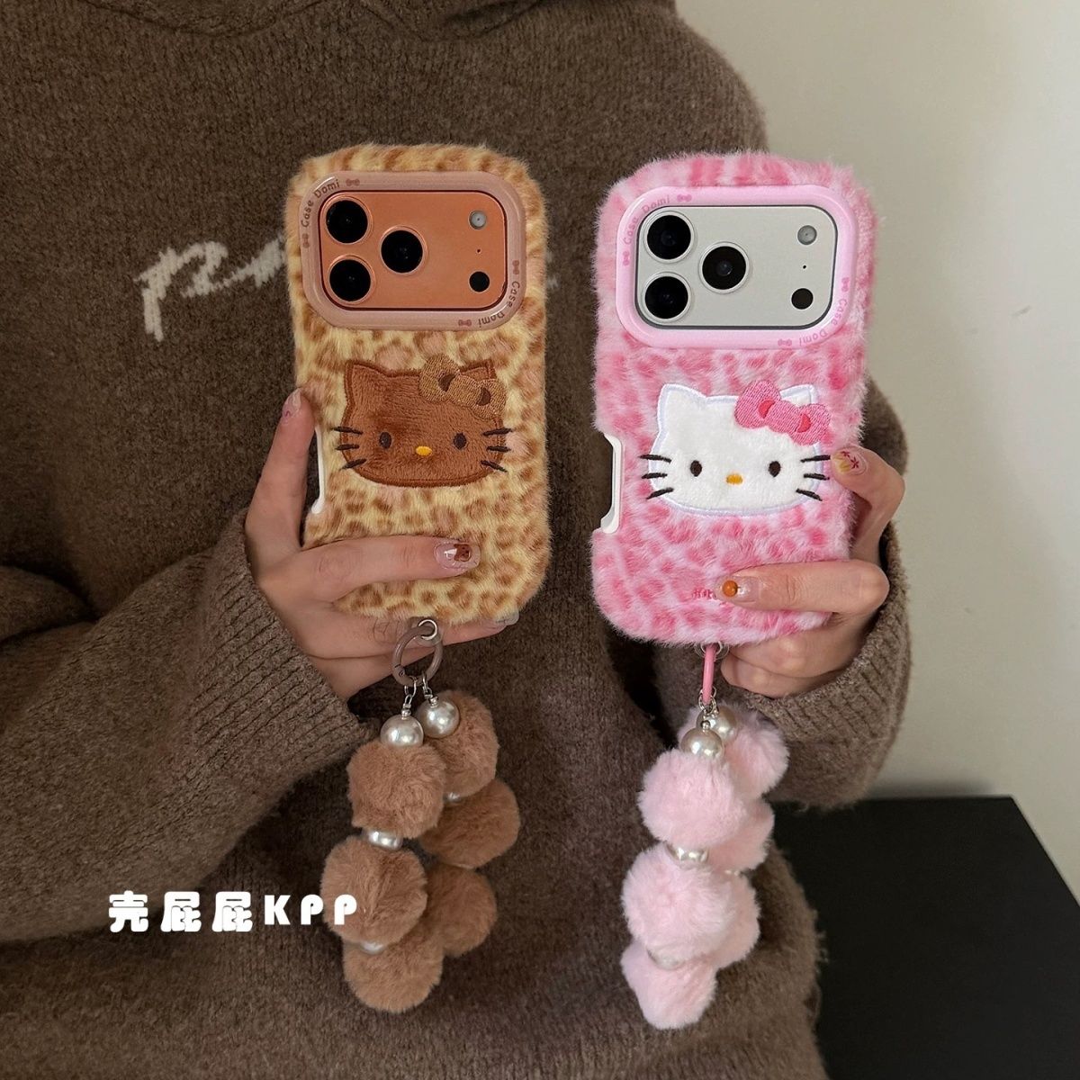 P秋冬豹纹棕毛绒KTins15适用17pro苹果17ProMax手机壳iPhone14全包17新款16Promax保护套13软手提款