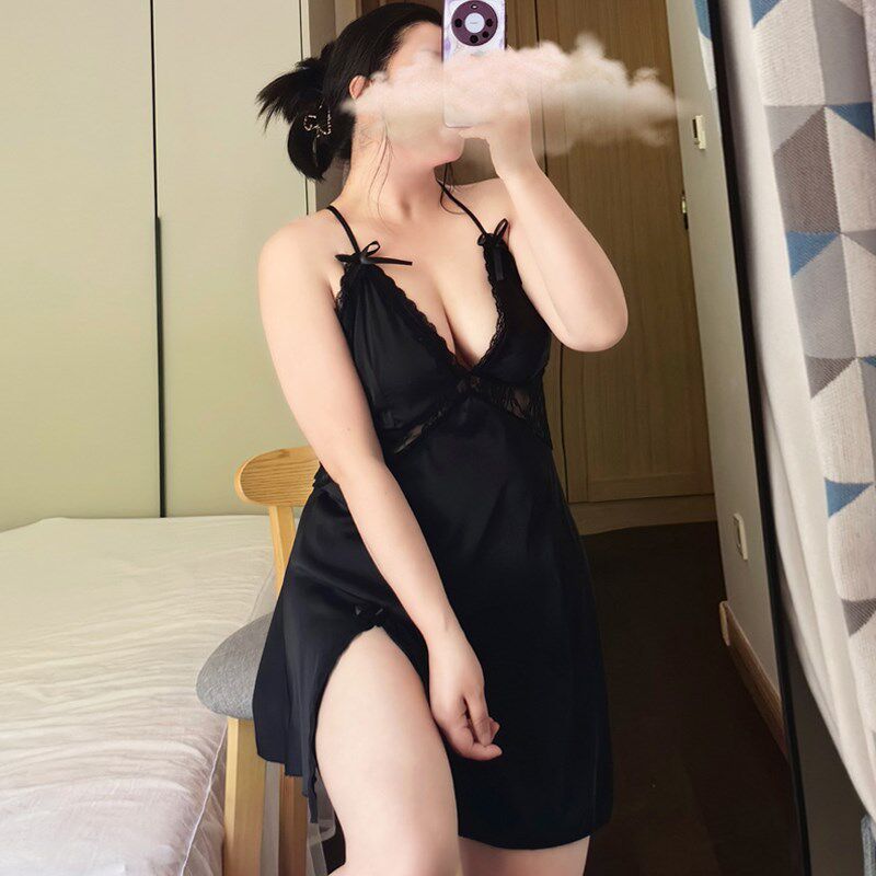 速发睡衣大码蕾丝镂空交叉露背性感开叉带胸垫吊带睡裙