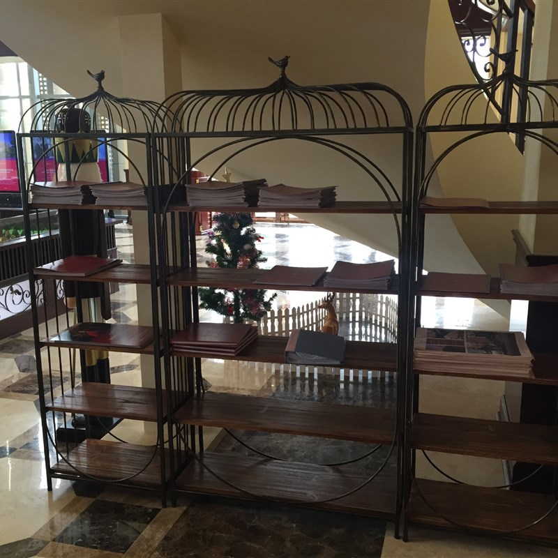 速发复古实木铁艺书物客架置柜架书厅落地靠墙创意鸟笼展示柜架收