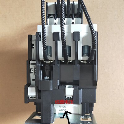 中美合资九康牌1-25/11 220v/80V 切换电容器交流低压接触器