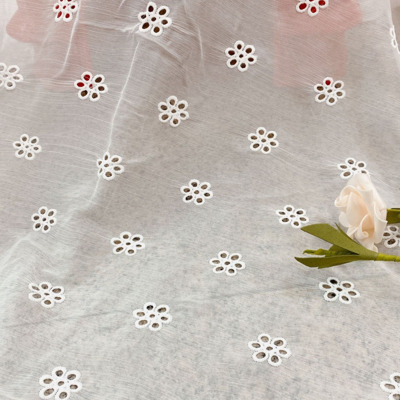 直销雪纺皱白色牛奶丝绣花 水溶蕾丝花边 女装连衣裙桌布礼夹面料