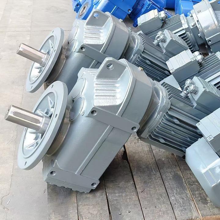 输入轴斜齿轮减速机AFD7大功率平无品牌/行减轴齿速器空6心轴法兰